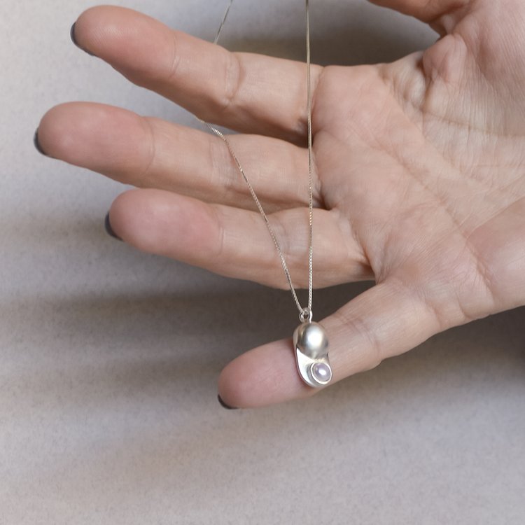 Collana Metal elements design in argento 925 a 2 fili Collana Metal elements design in argento 925 a 2 fili